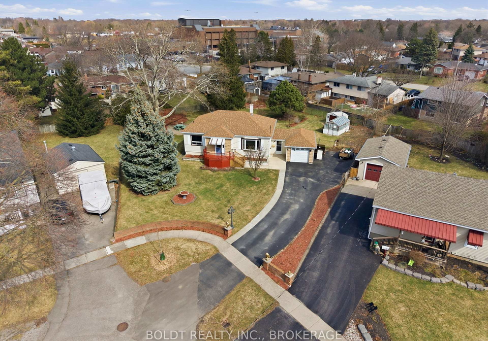 16-grammar-avenue-st-catharines-ontario-x12871390
