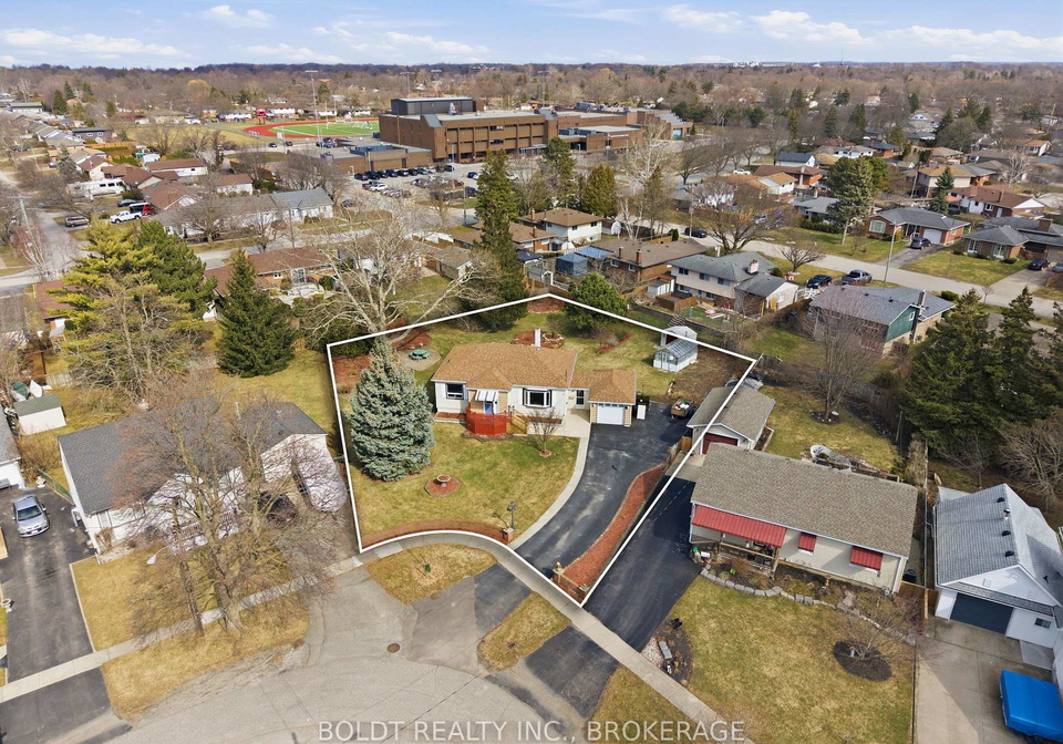 16-grammar-avenue-st-catharines-ontario-x12871390