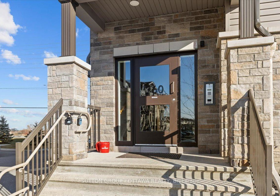 360-tribeca-private-ottawa-ontario-x12871524