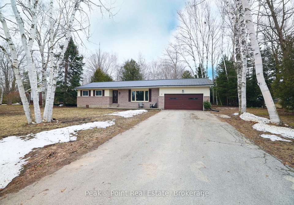 7-graham-crescent-south-bruce-peninsula-ontario-x12871688