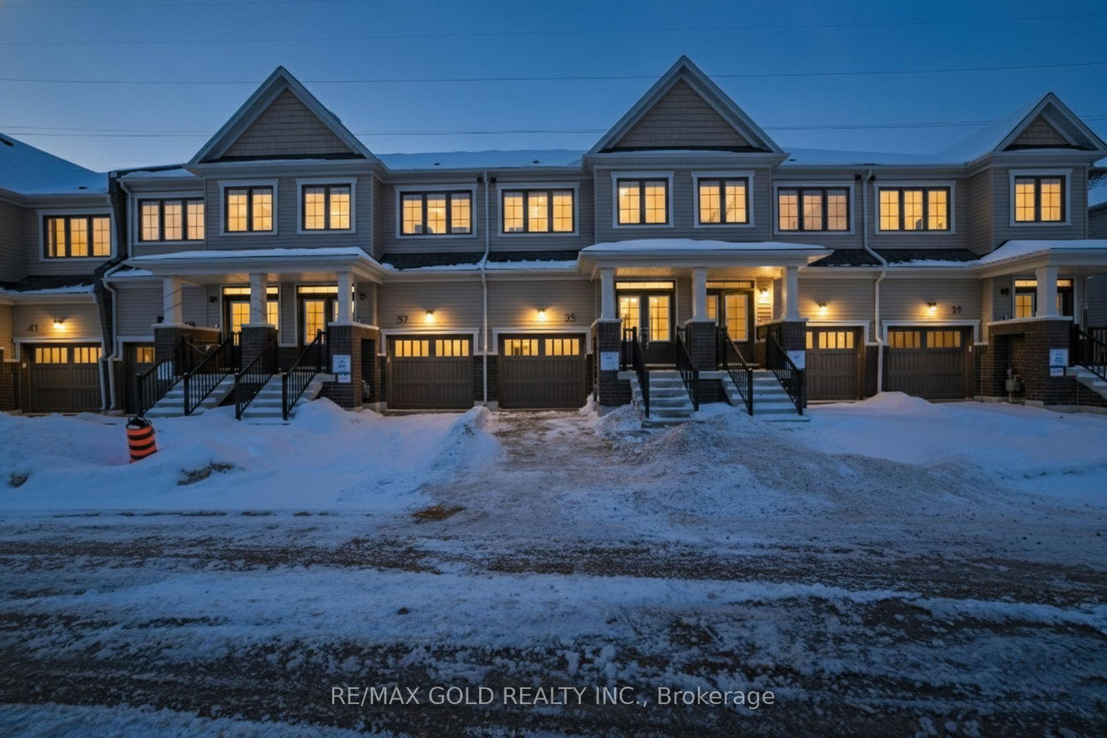 35-radium-common-cambridge-ontario-x12871728