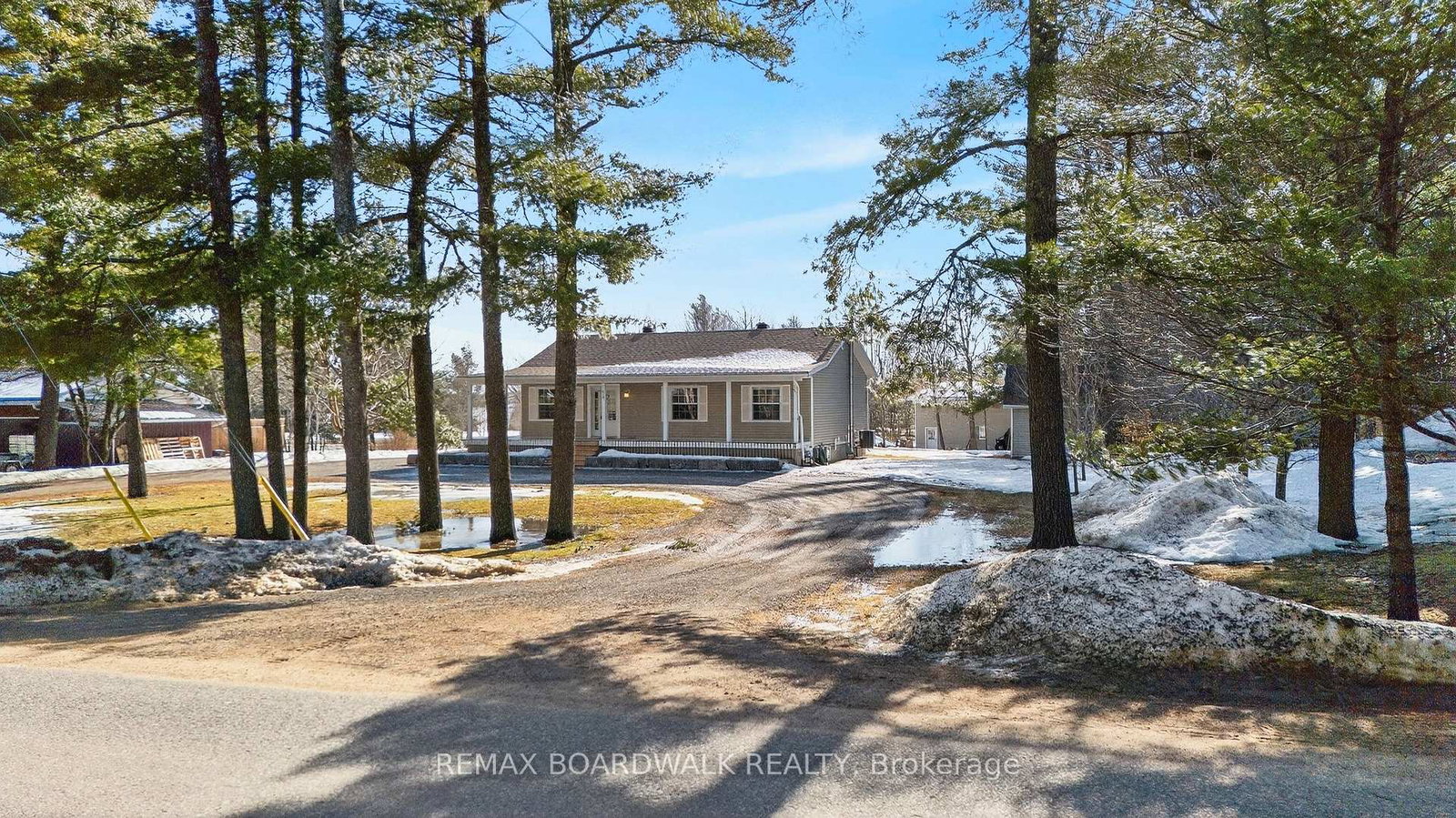 551-mclachlan-road-mcnabbraeside-ontario-x12871872