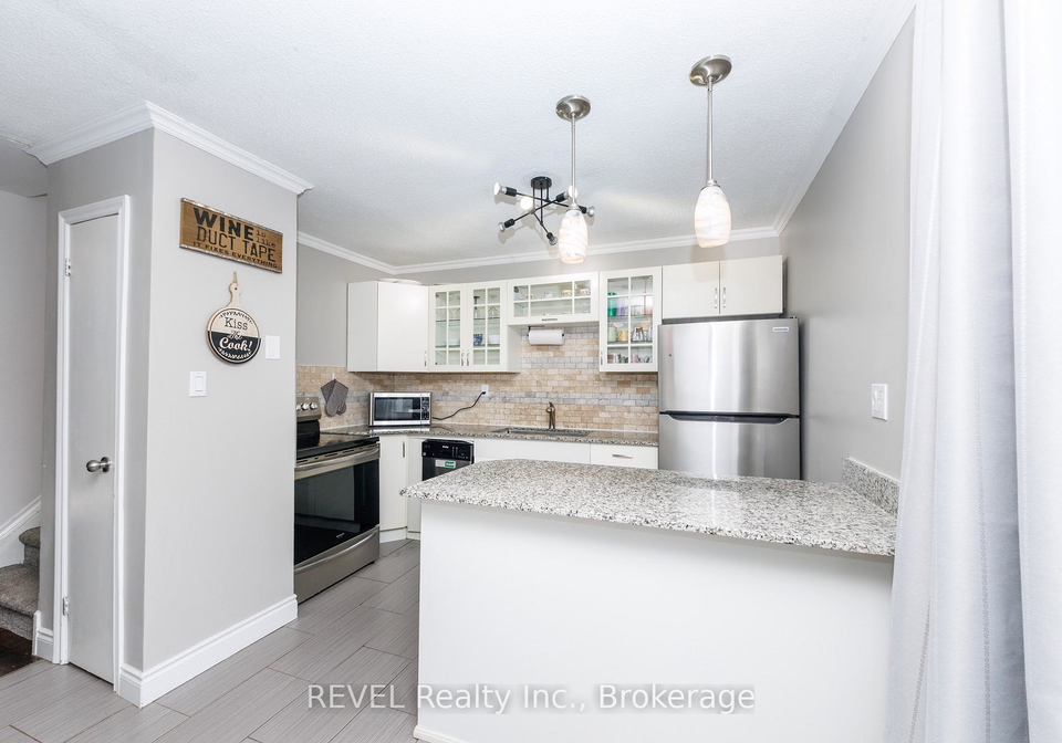 1300-upper-ottawa-street-hamilton-ontario-x12872148