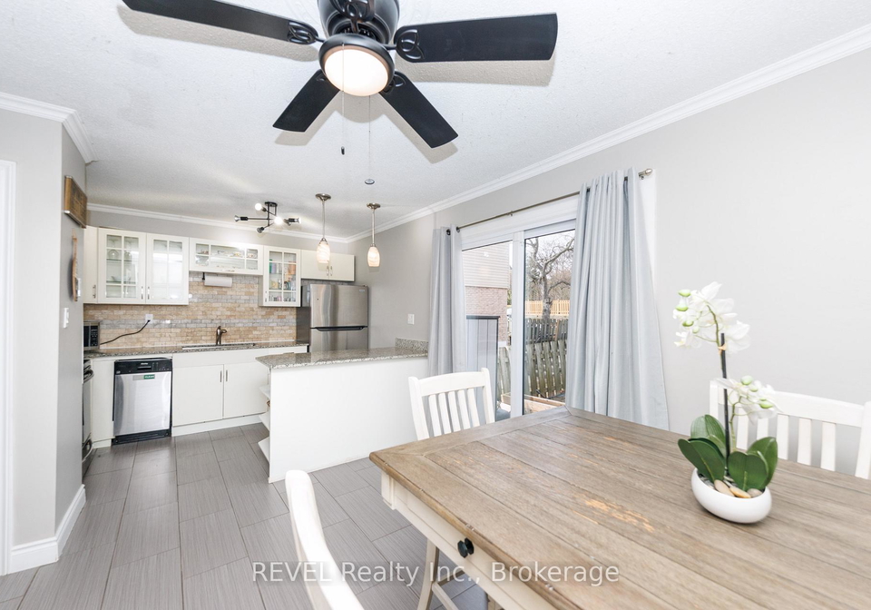 1300-upper-ottawa-street-hamilton-ontario-x12872148