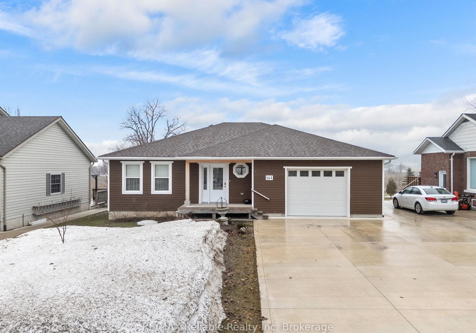 144-james-street-huron-east-ontario-x12872156