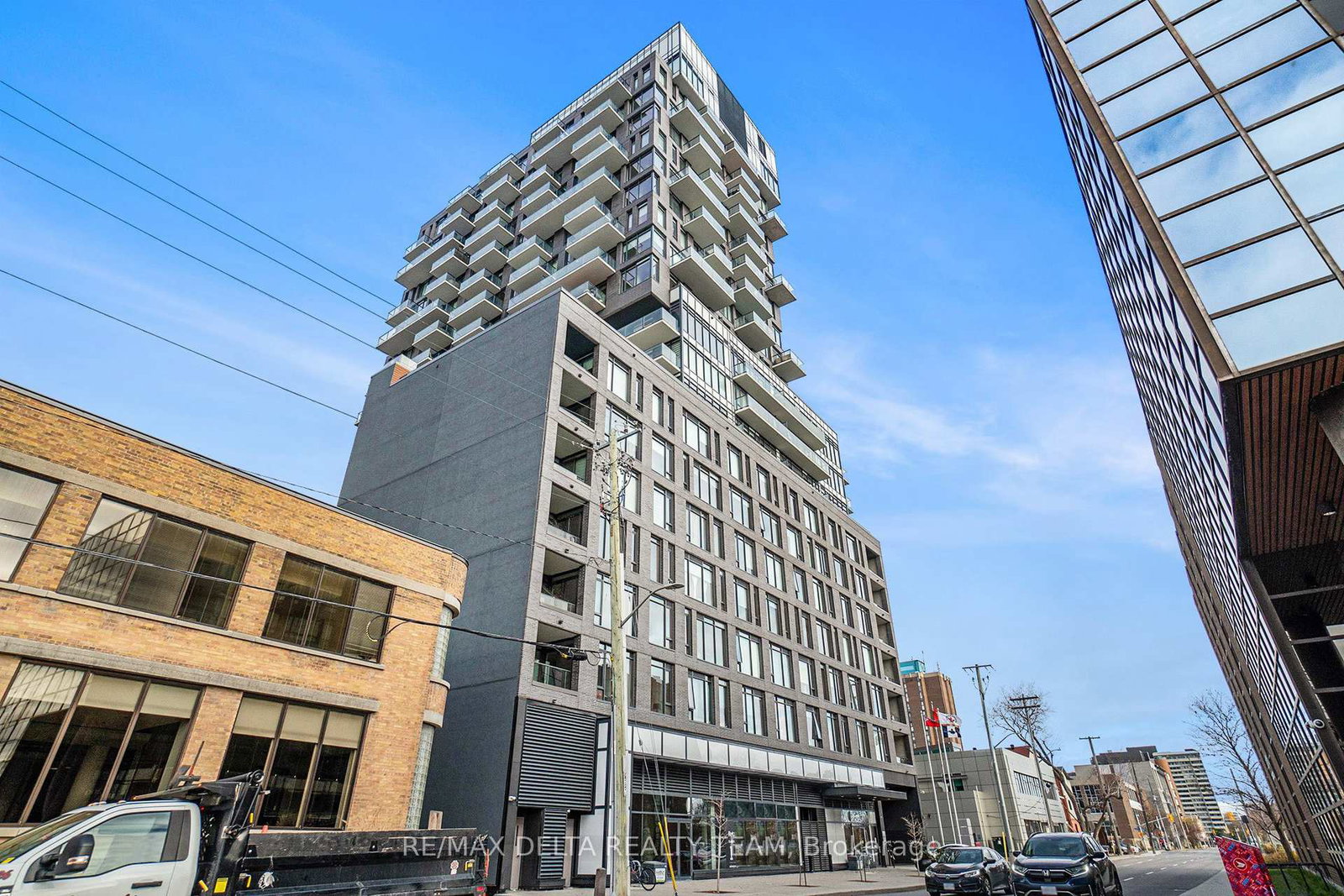 203-catherine-street-ottawa-ontario-x12872372