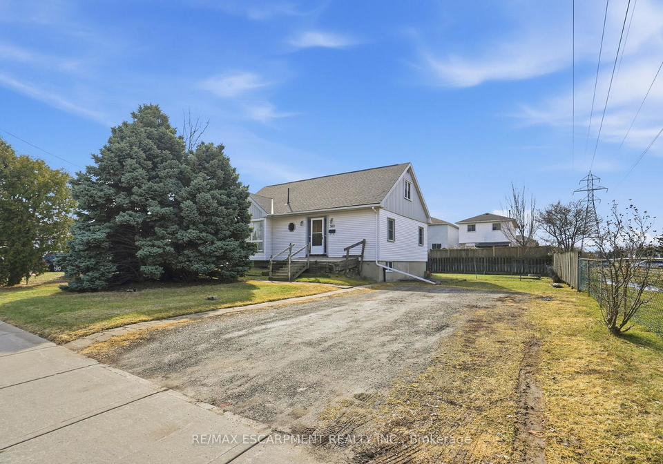 560-stone-church-road-e-hamilton-ontario-x12872402
