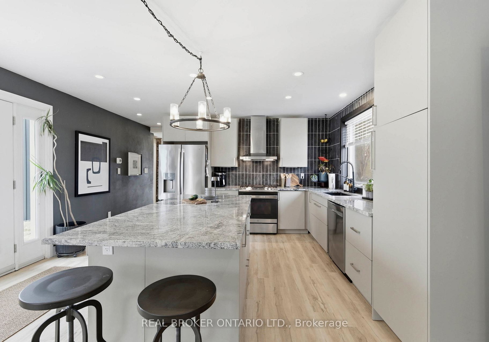 1043-queens-bush-road-wellesley-ontario-x12872424
