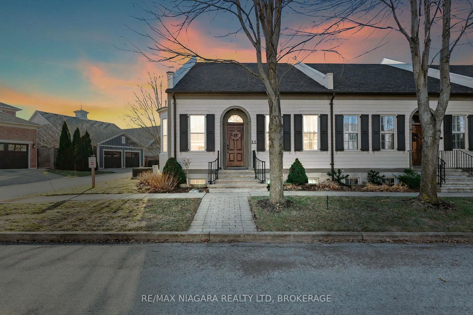 11-colonel-cohoe-street-niagara-on-the-lake-ontario-x12872480