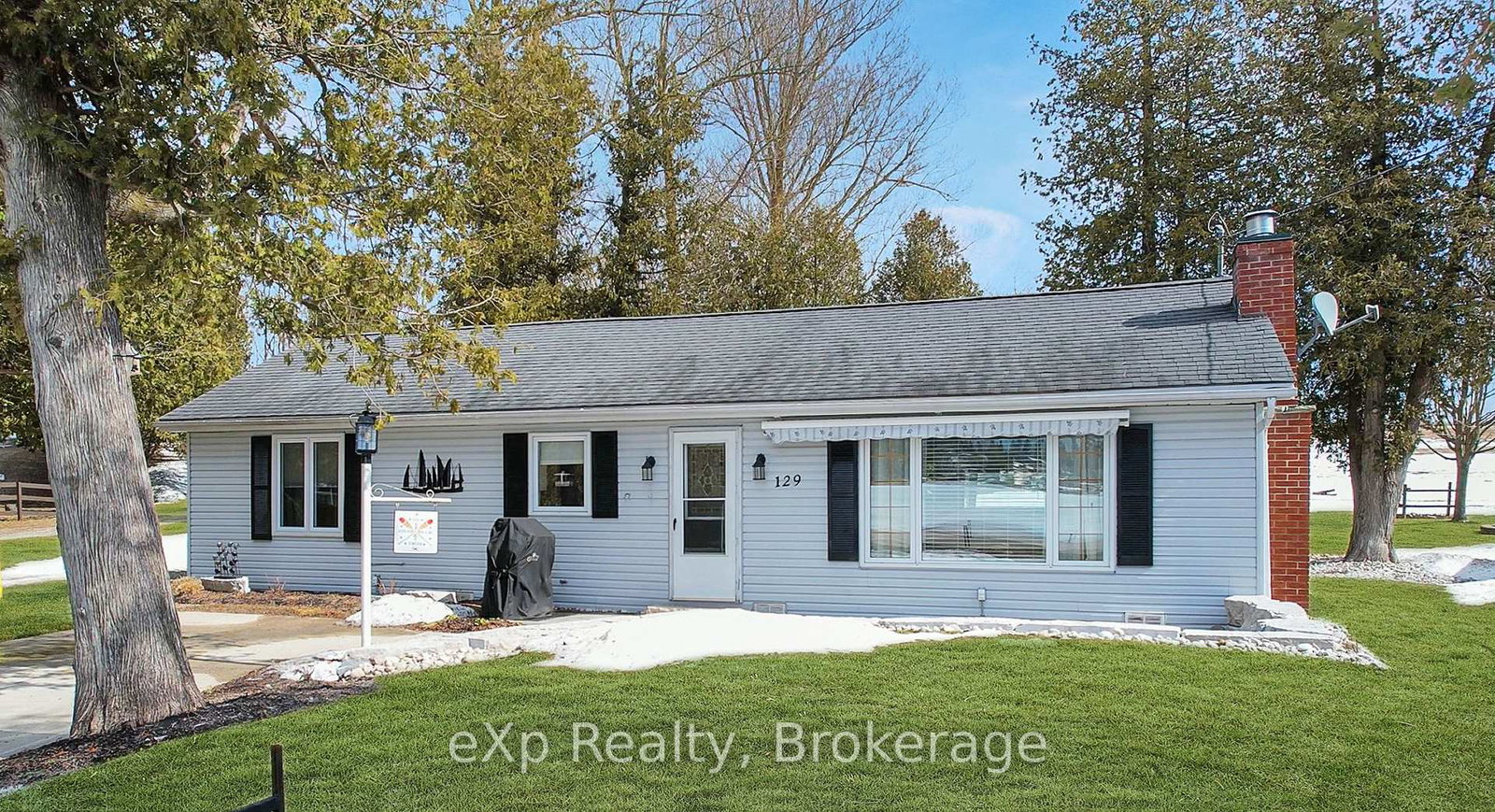 129-lake-rosalind-road-1-brockton-ontario-x12872650