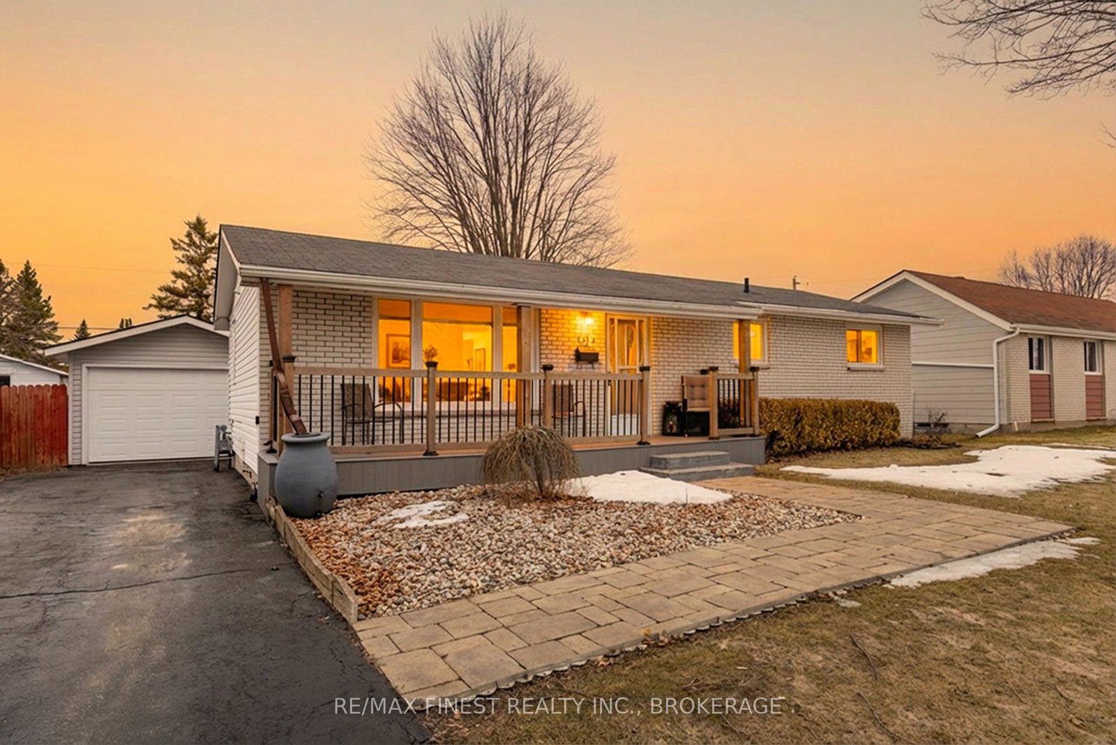 51-harvard-place-loyalist-ontario-x12872968