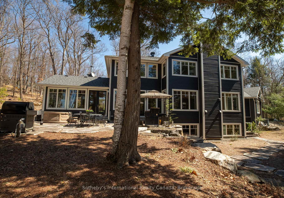 1025-long-point-road-lake-of-bays-ontario-x12873176