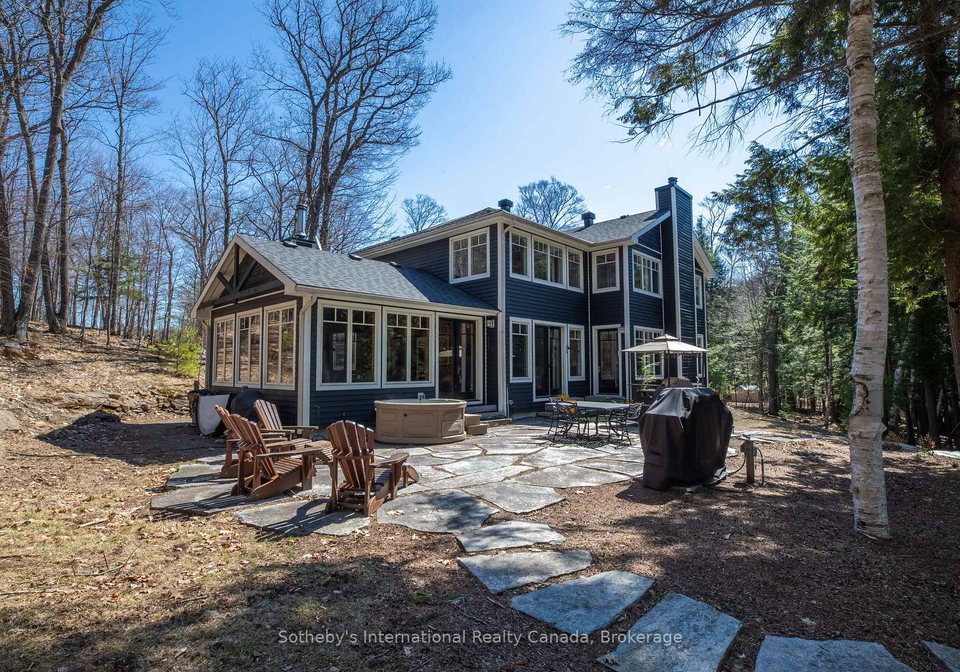 1025-long-point-road-lake-of-bays-ontario-x12873176