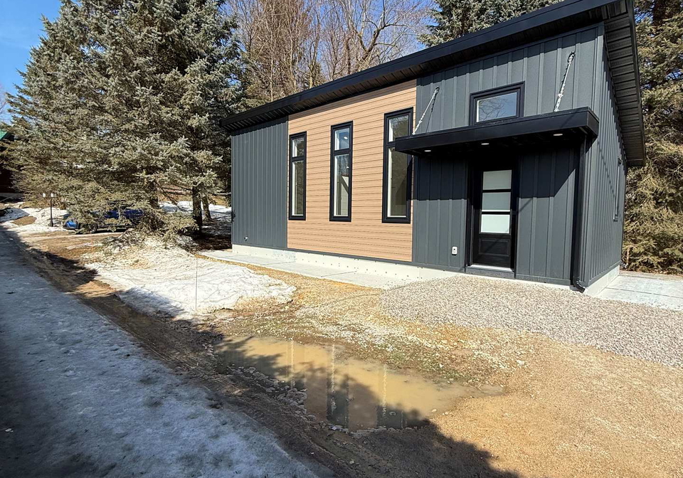 55-william-street-centre-wellington-ontario-x12873400
