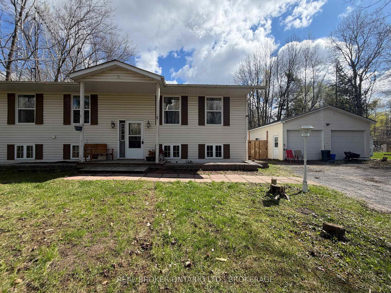 5127-brunet-road-south-stormont-ontario-x12873444