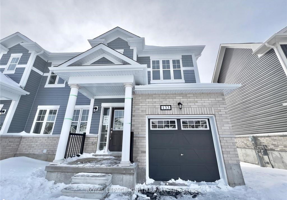 133-gildersleeve-boulevard-loyalist-ontario-x12873702