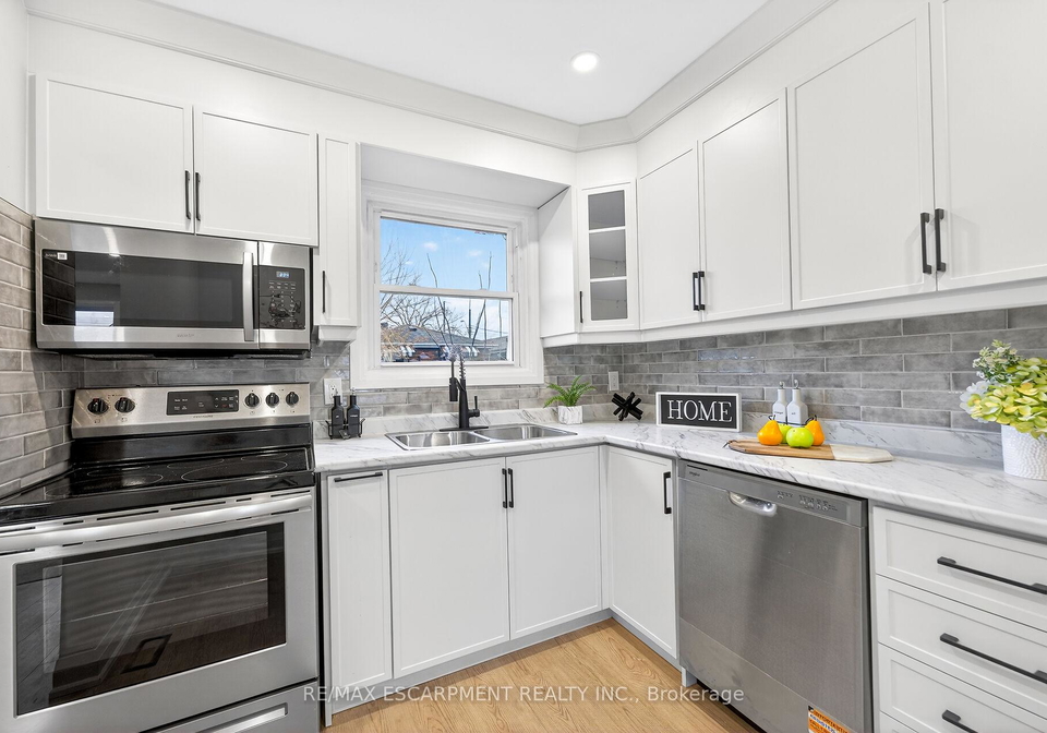 74-ellis-avenue-hamilton-ontario-x12873796