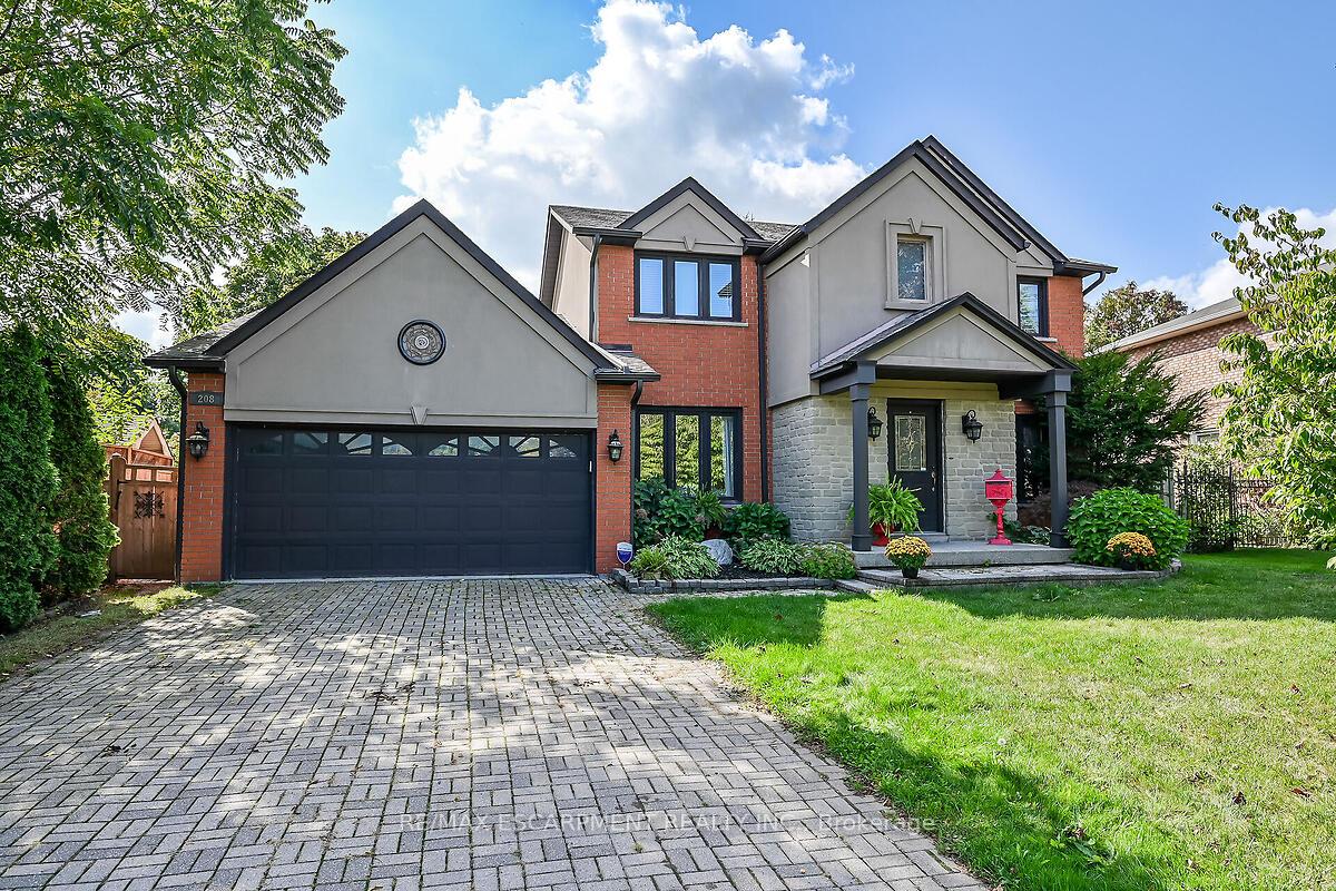 208-meadowbrook-drive-e-hamilton-ontario-x12873818
