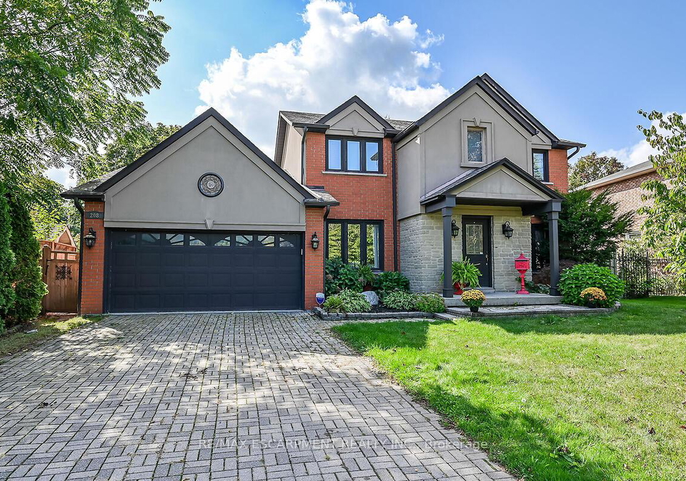 208-meadowbrook-drive-e-hamilton-ontario-x12873818