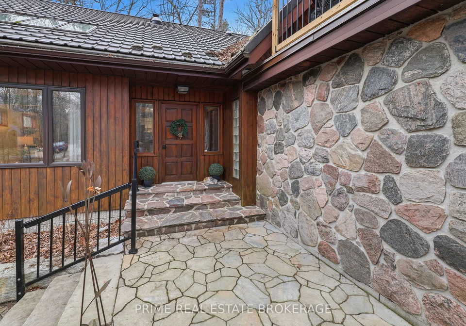 10324-dogwood-crescent-lambton-shores-ontario-x12873868