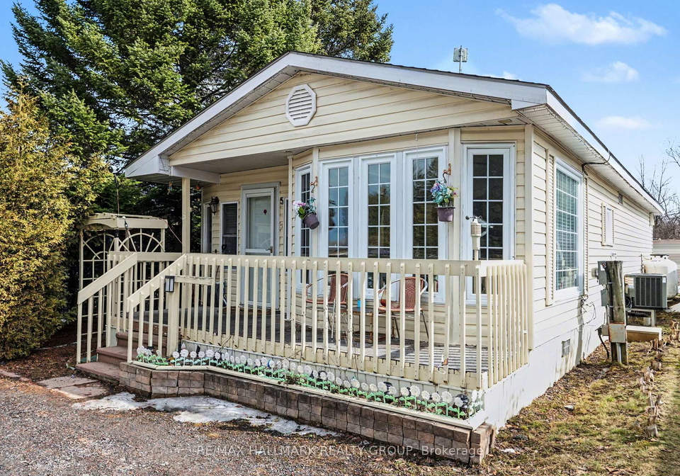 5-strickland-private-ottawa-ontario-x12874048