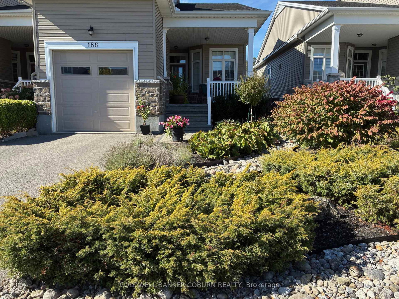 186-oxford-street-w-north-grenville-ontario-x12874174