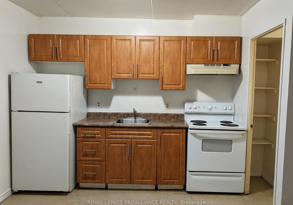 1837-lansdowne-street-w-peterborough-ontario-x12874282