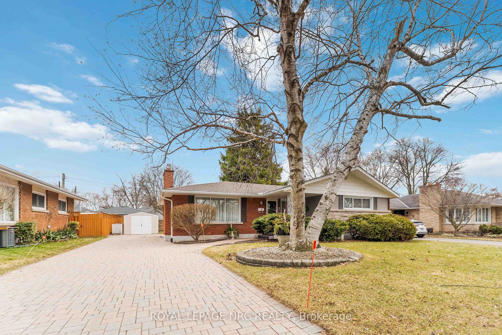 30-armour-drive-welland-ontario-x12874338