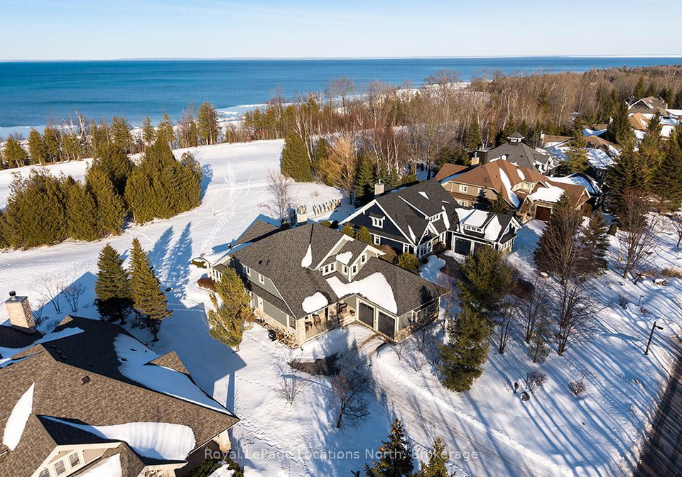 153-east-ridge-drive-blue-mountains-ontario-x12874580