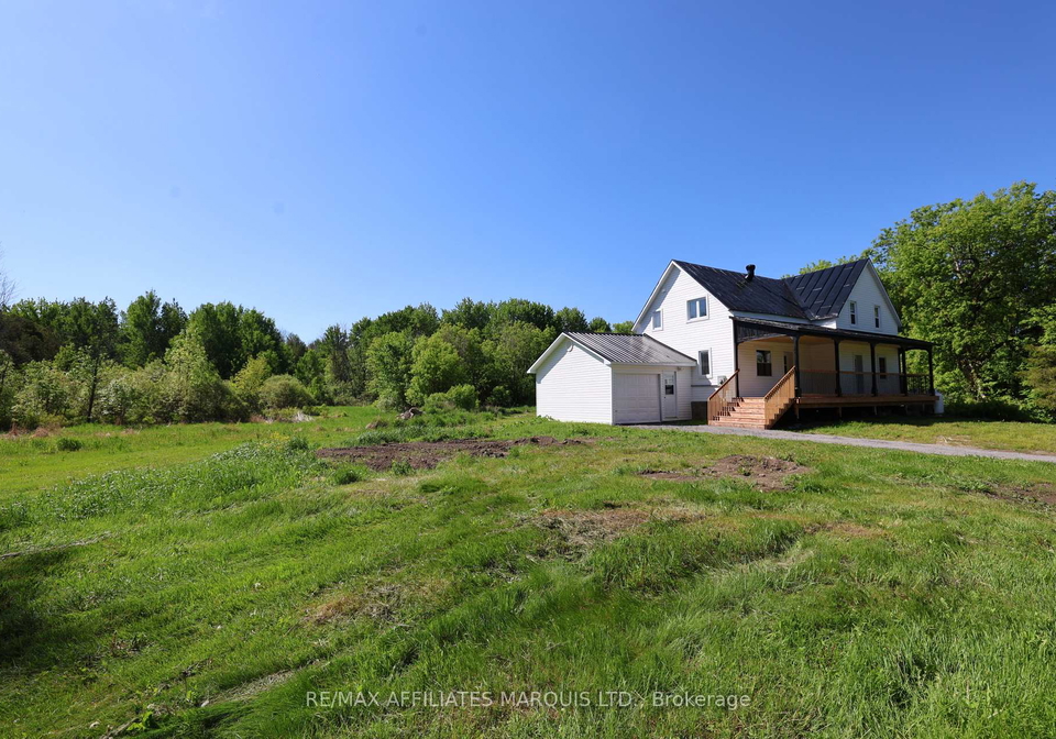 18400-kenyon-conc-road-5-north-glengarry-ontario-x12874842