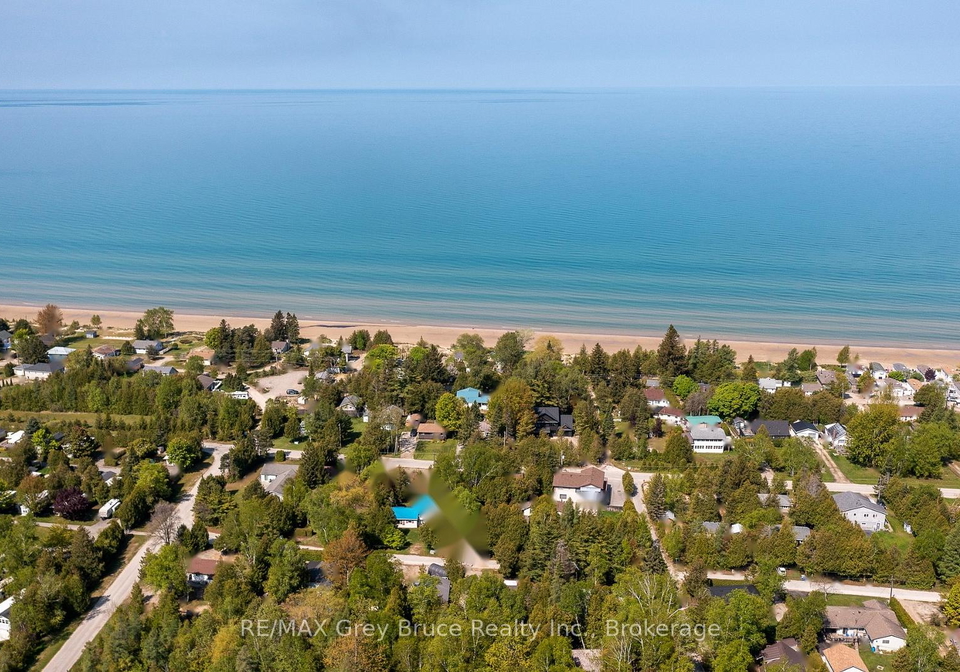 807-3rd-avenue-s-south-bruce-peninsula-ontario-x12874870