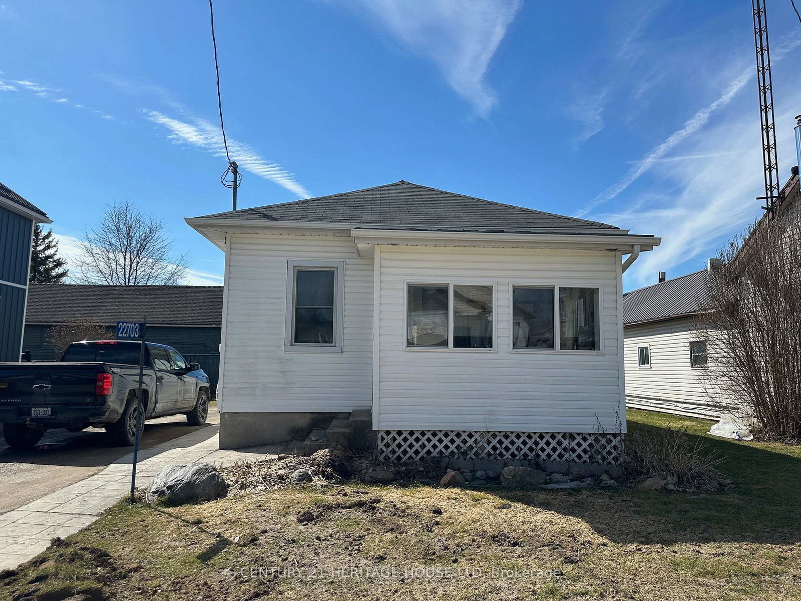 22703-thames-road-southwest-middlesex-ontario-x12874964