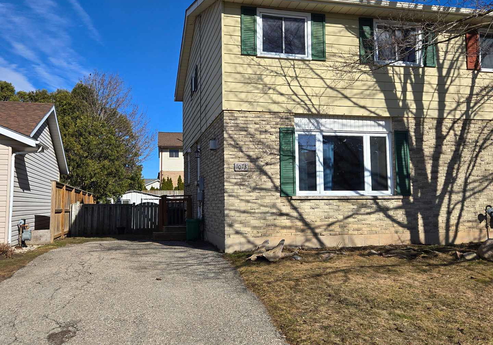 1073-canfield-crescent-woodstock-ontario-x12875114
