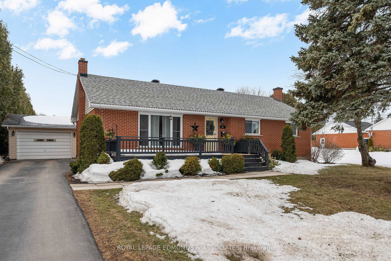 94-oak-street-w-laurentian-valley-ontario-x12875128