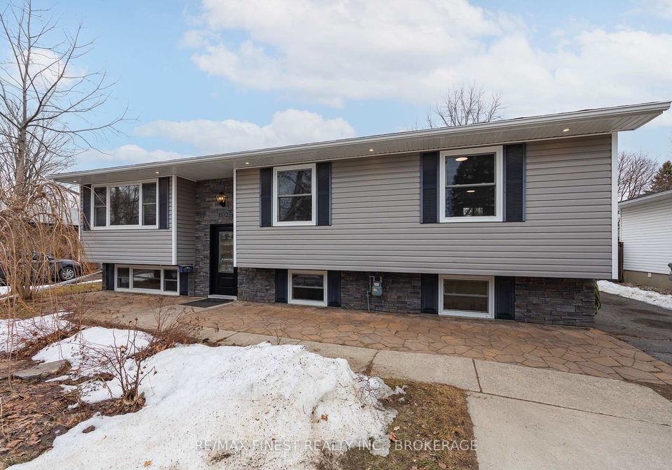 862-development-drive-kingston-ontario-x12875150