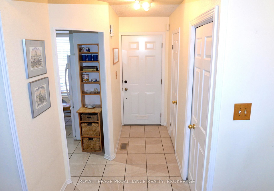 1-place-darmes-kingston-ontario-x12875366