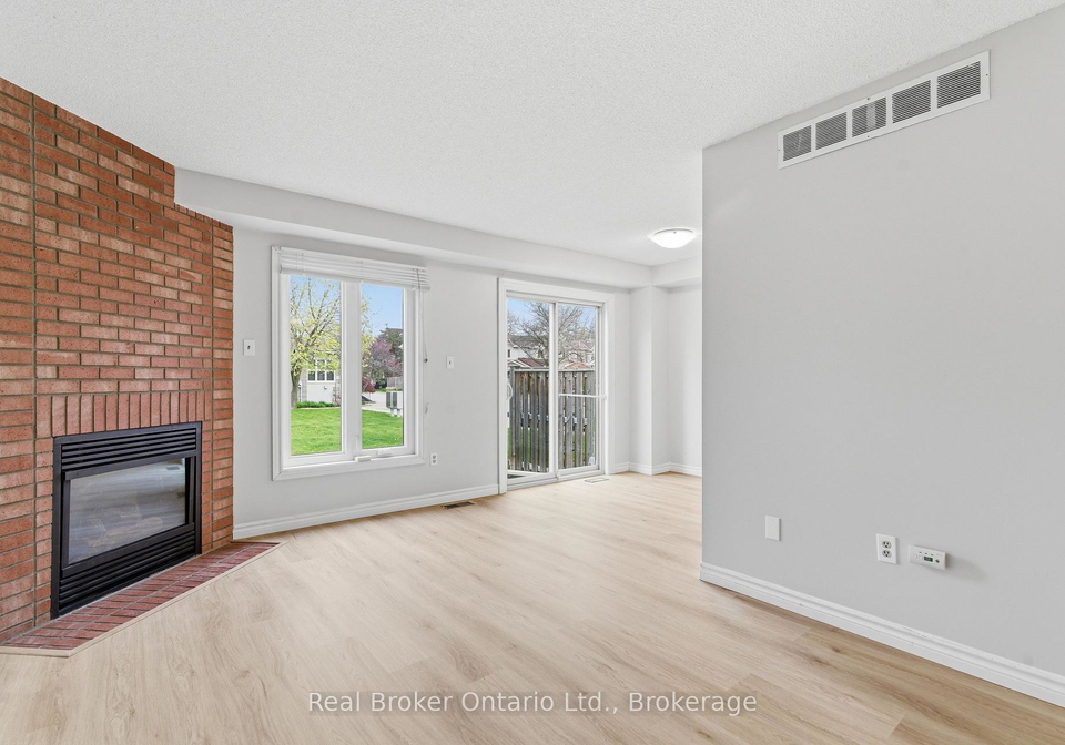 302-college-avenue-w-guelph-ontario-x12875410