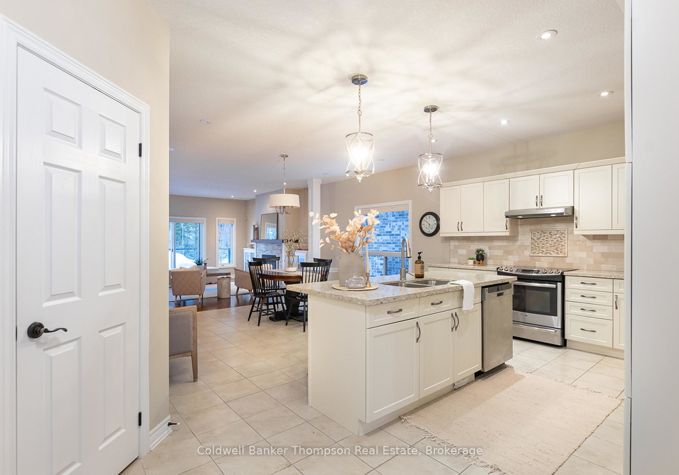 32-prestwick-drive-huntsville-ontario-x12875440