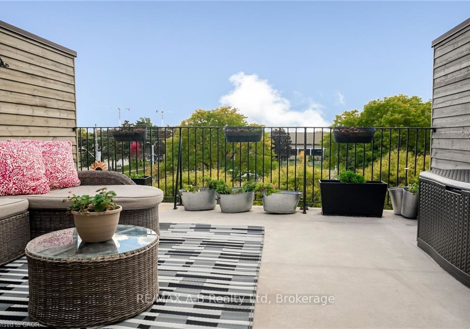 555-king-street-e-kitchener-ontario-x12875630