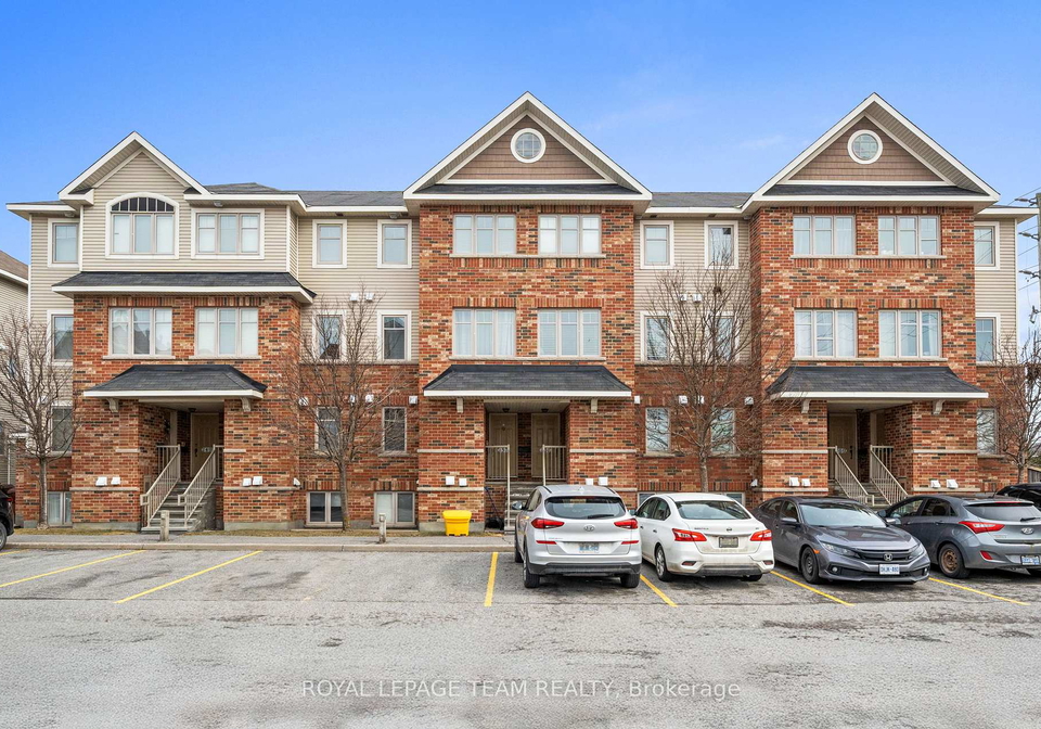 157-keltie-private-ottawa-ontario-x12875872