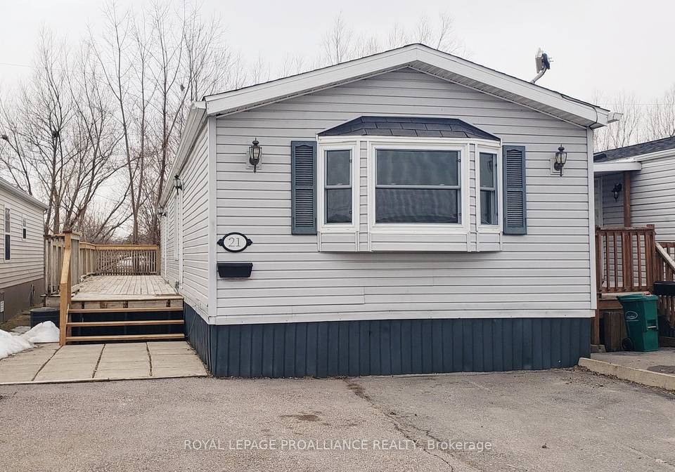 311-dundas-street-e-quinte-west-ontario-x12876108