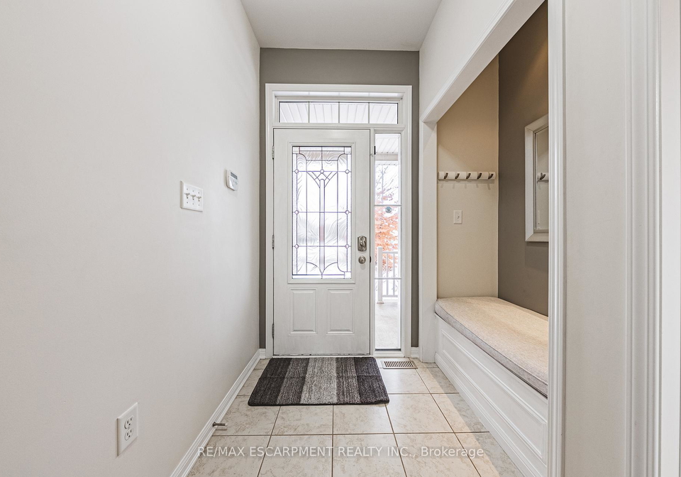 85-peer-court-hamilton-ontario-x12876150