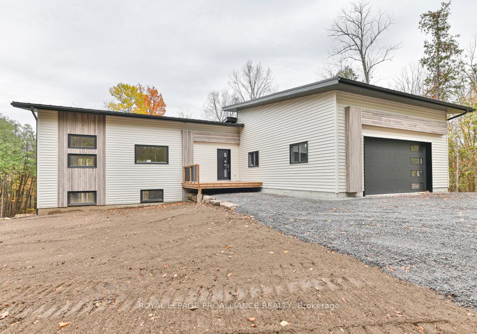 1378-slab-street-centre-hastings-ontario-x12876822