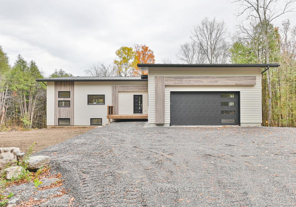 1378-slab-street-centre-hastings-ontario-x12876822