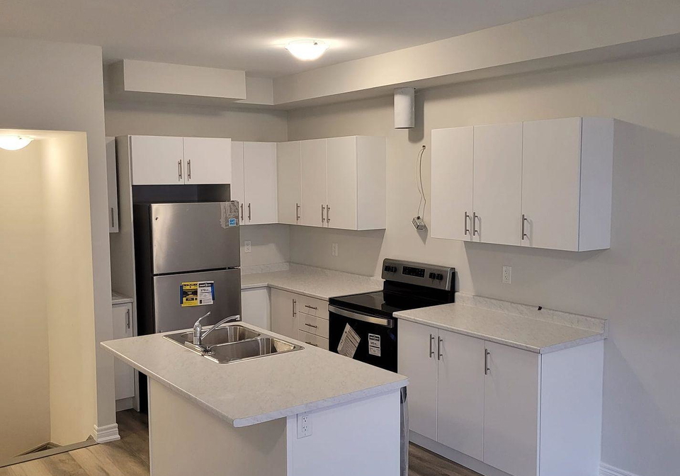 40-zinfandel-drive-hamilton-ontario-x12876994
