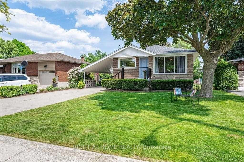 118-briarwood-crescent-hamilton-ontario-x12877262