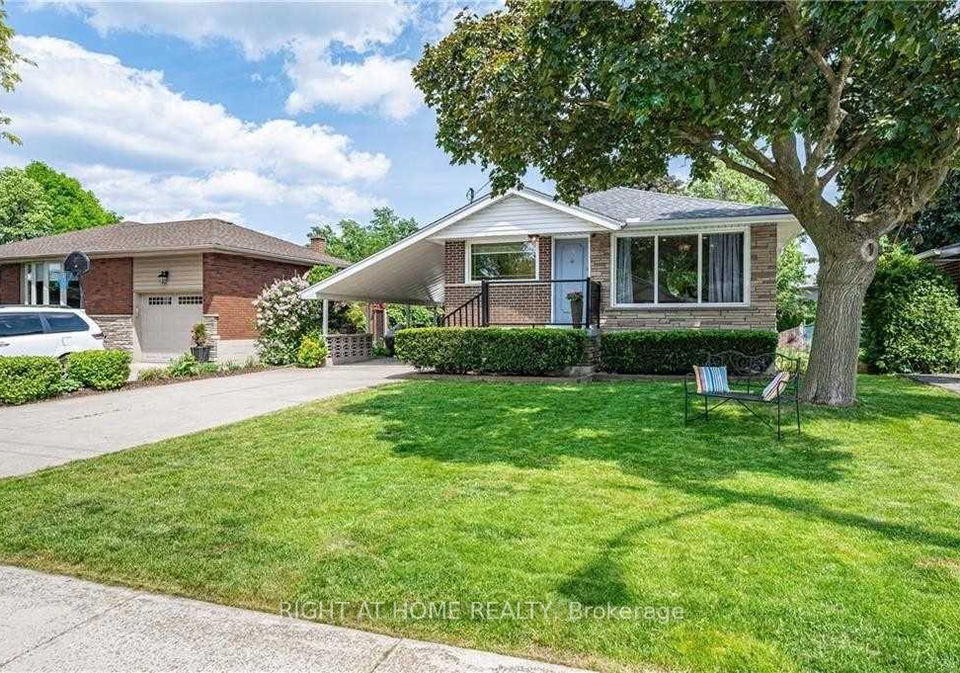 118-briarwood-crescent-hamilton-ontario-x12877262