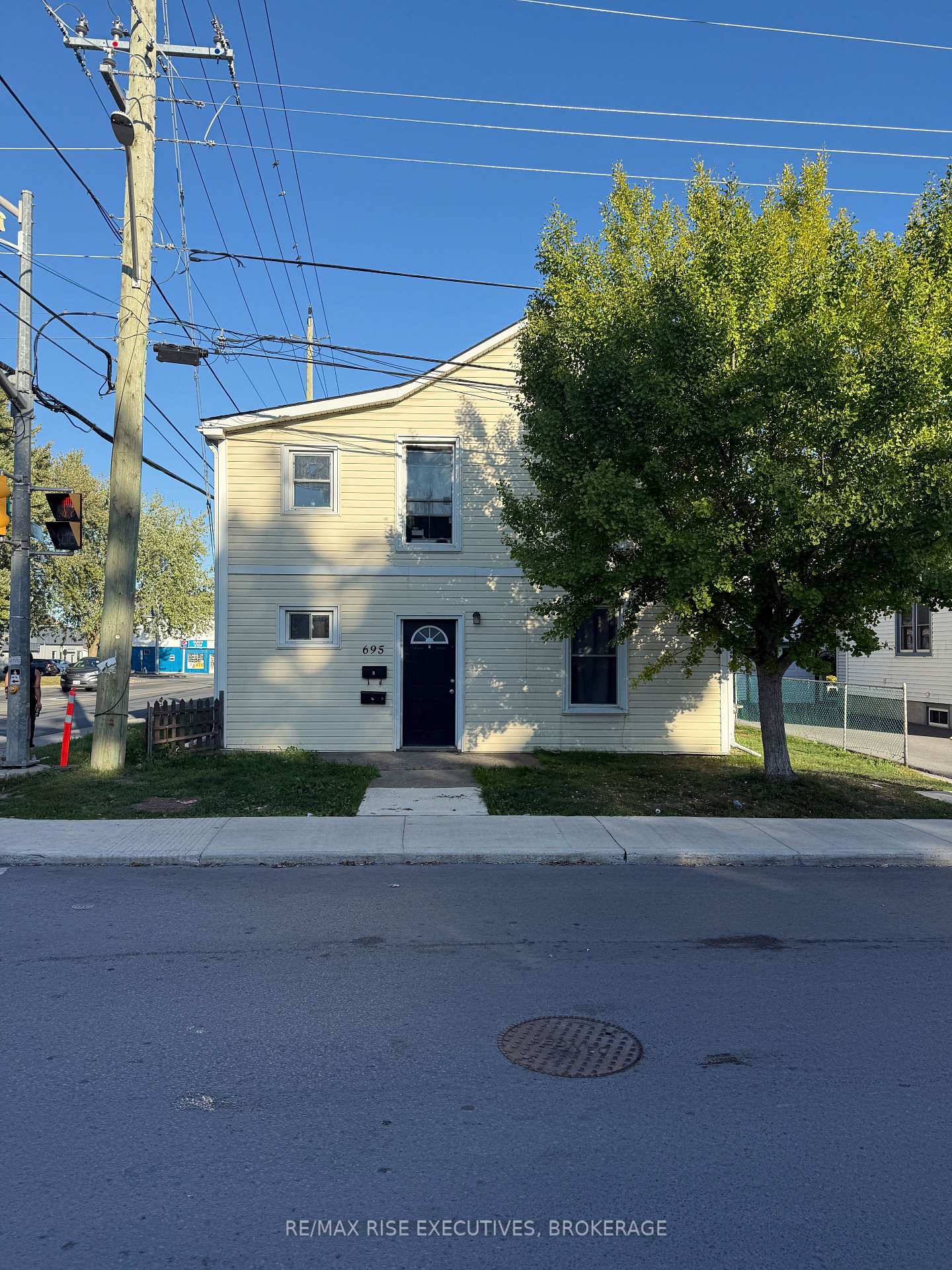 695-victoria-street-kingston-ontario-x12877316