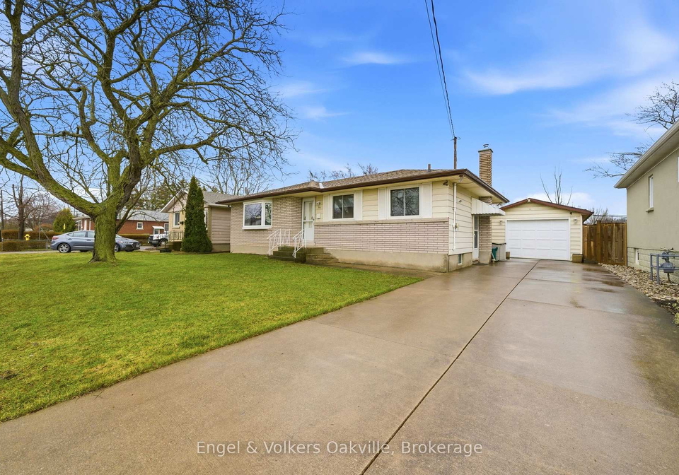 56-bloomfield-avenue-st-catharines-ontario-x12877390