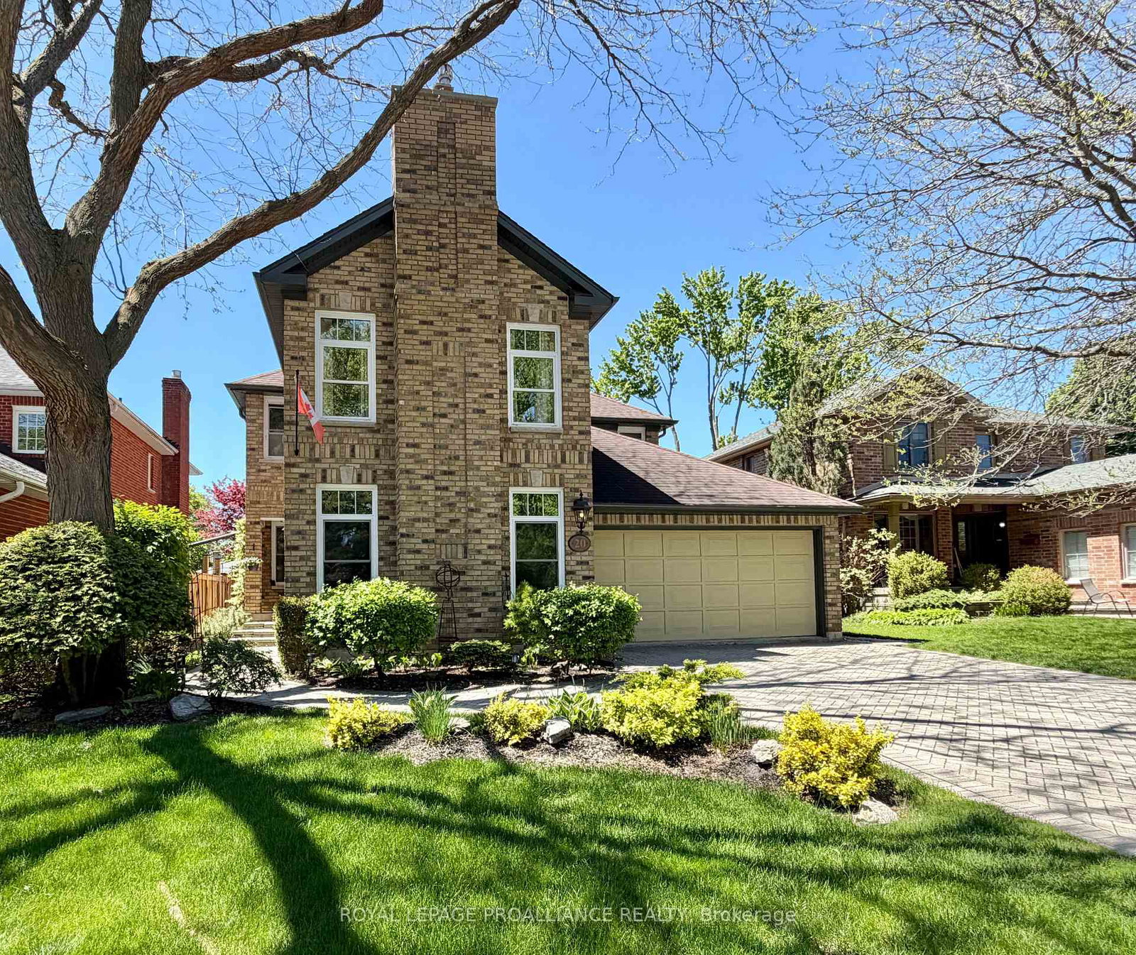 20-georgian-court-belleville-ontario-x12877448